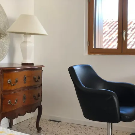 Apartment En Duplex & Terrasse Vue Larzac *