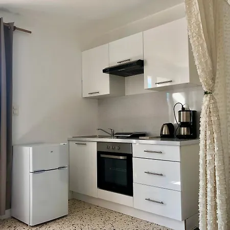 En Duplex & Terrasse Vue Larzac