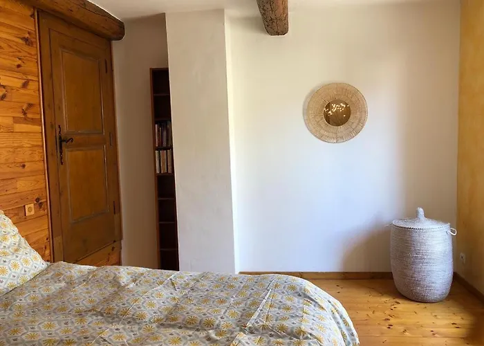 En Duplex & Terrasse Vue Larzac *